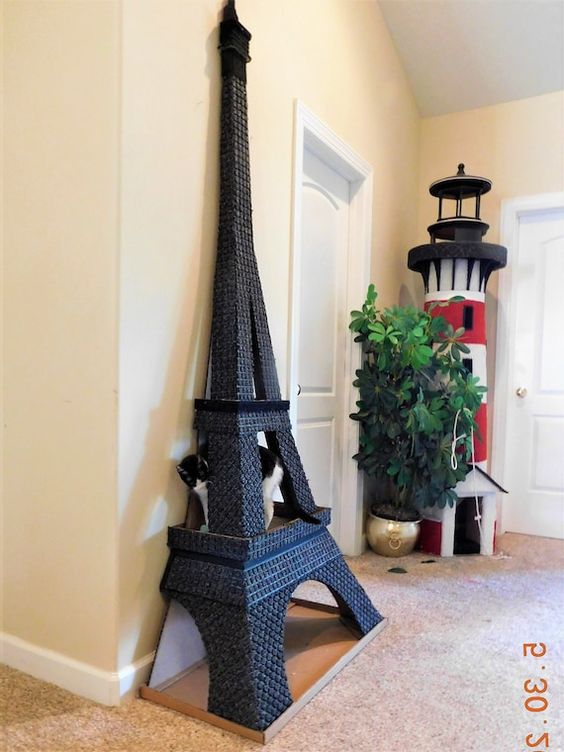 DIY Eiffel Tower Bed